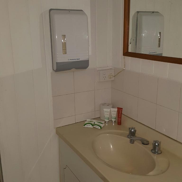 Joes Waterhole Hotel Eumundi Εξωτερικό φωτογραφία
